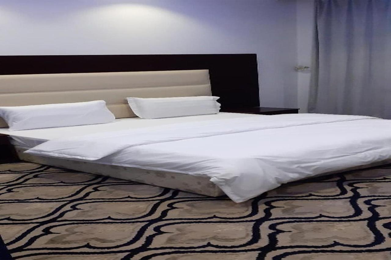 Aparthotel Oyo 537 Dahtham Furnished Units Abha Zewnętrze zdjęcie